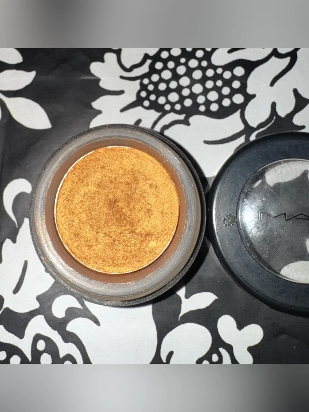 MAC Sleek Eyeshadow